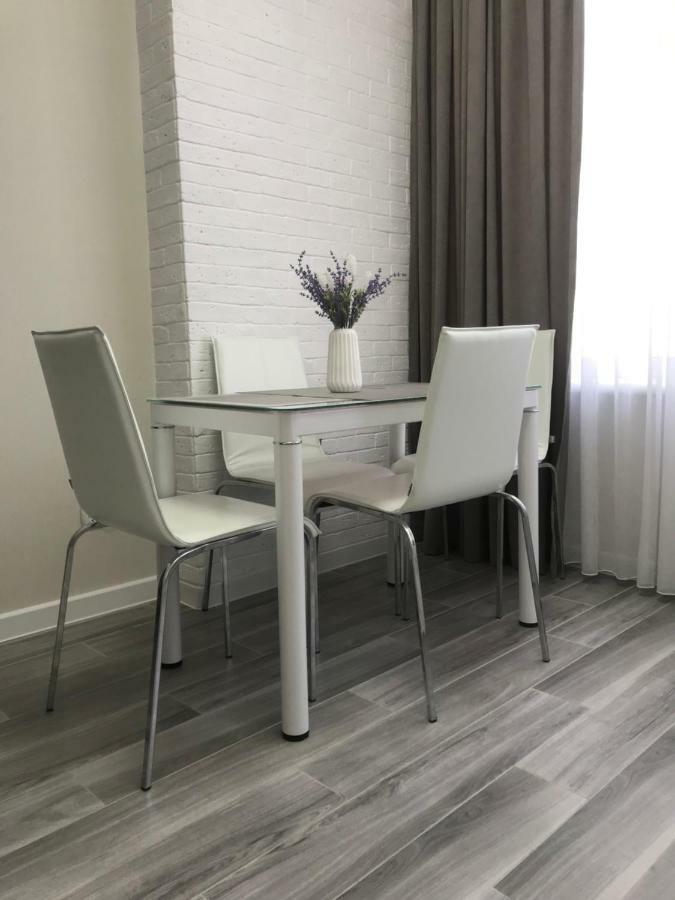 Apartment Kamanina Odessa Exterior photo