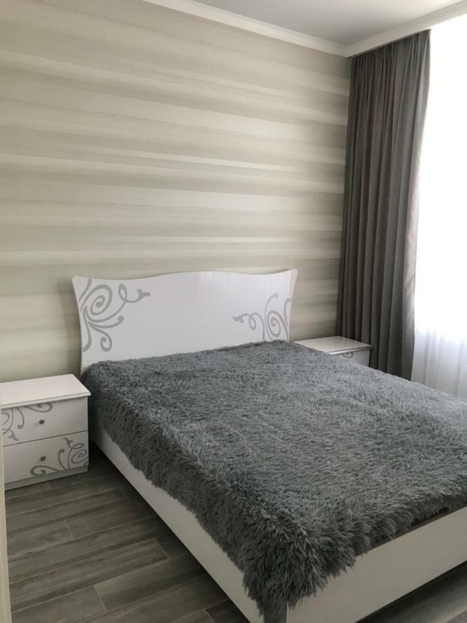 Apartment Kamanina Odessa Exterior photo